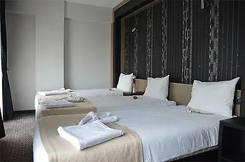 Royal Ramblas Hotel *