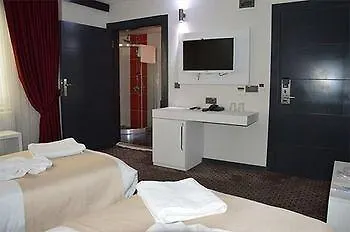 Royal Ramblas Hotel *