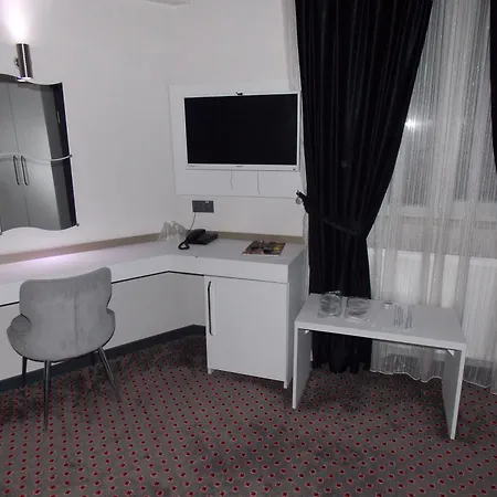 Hotel Royal Ramblas Kocaeli